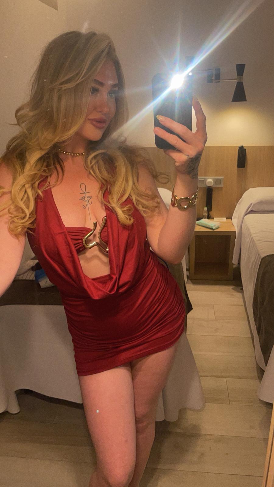 Escort - ALICE - Ibiza Tops